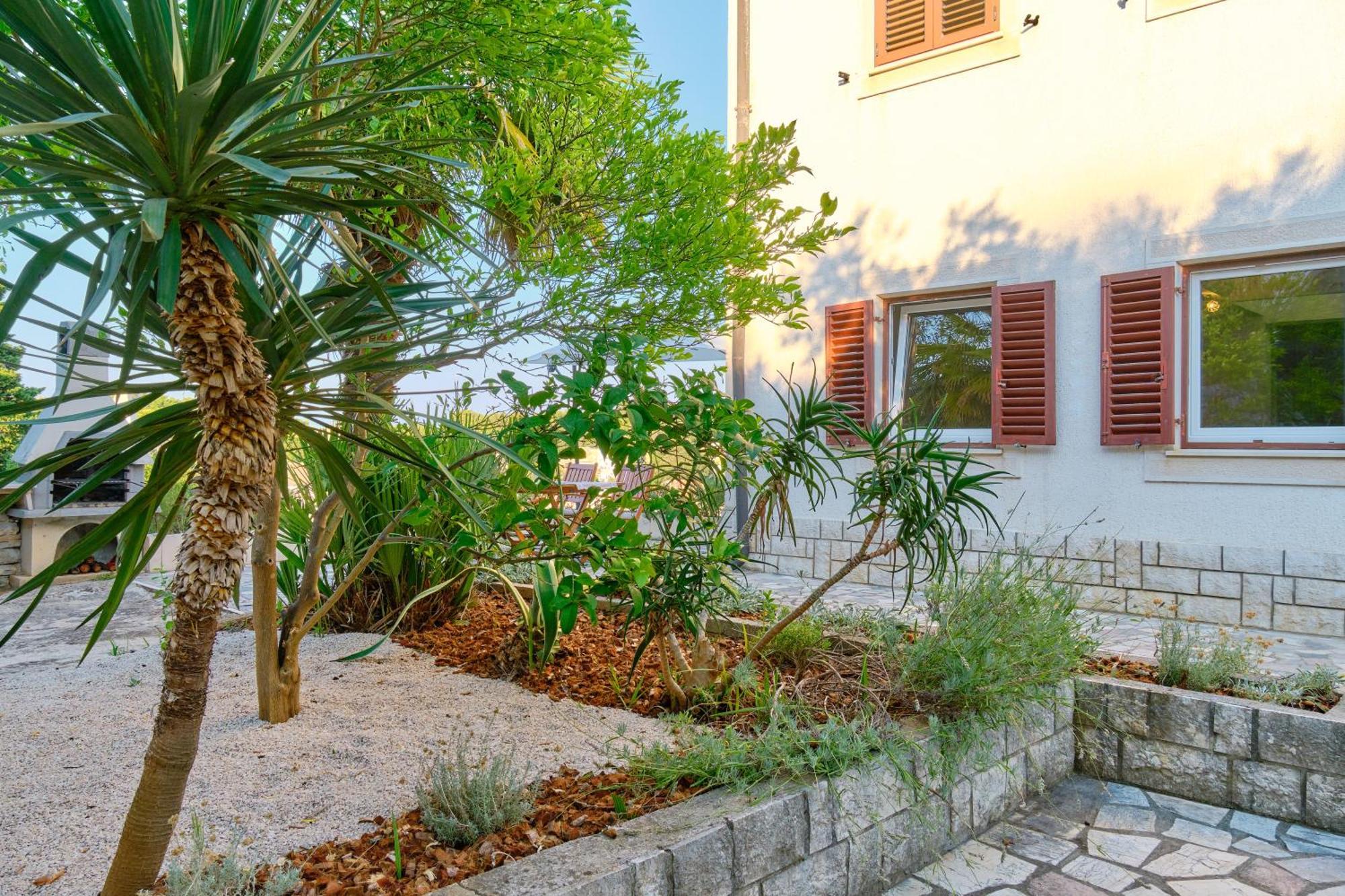 Apartment Pepermint - Iqm Destination Quality Veli Lošinj المظهر الخارجي الصورة